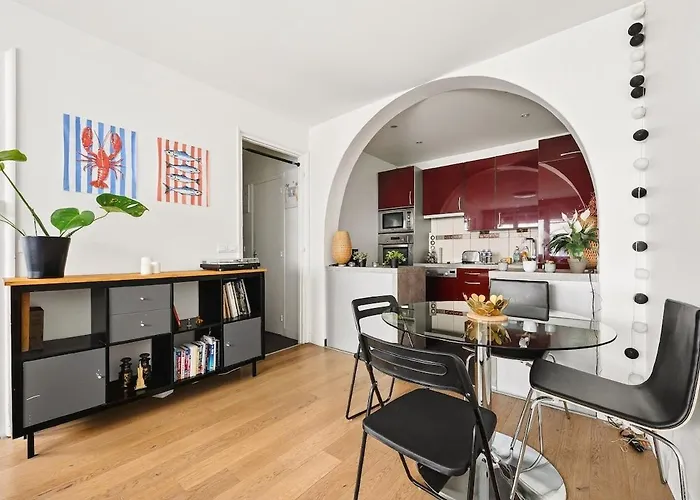 1br Flat 3 Min To Pont-cardinet Station *