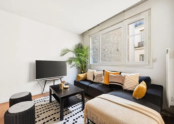 1br Flat 3 Min To Pont-cardinet Station *